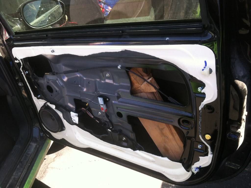 Auto Glass & Auto Power Window Repairs Las Vegas , NV | 4245 E Sahara Ave suite 1 1, Las Vegas, NV 89104, USA | Phone: (702) 224-2664