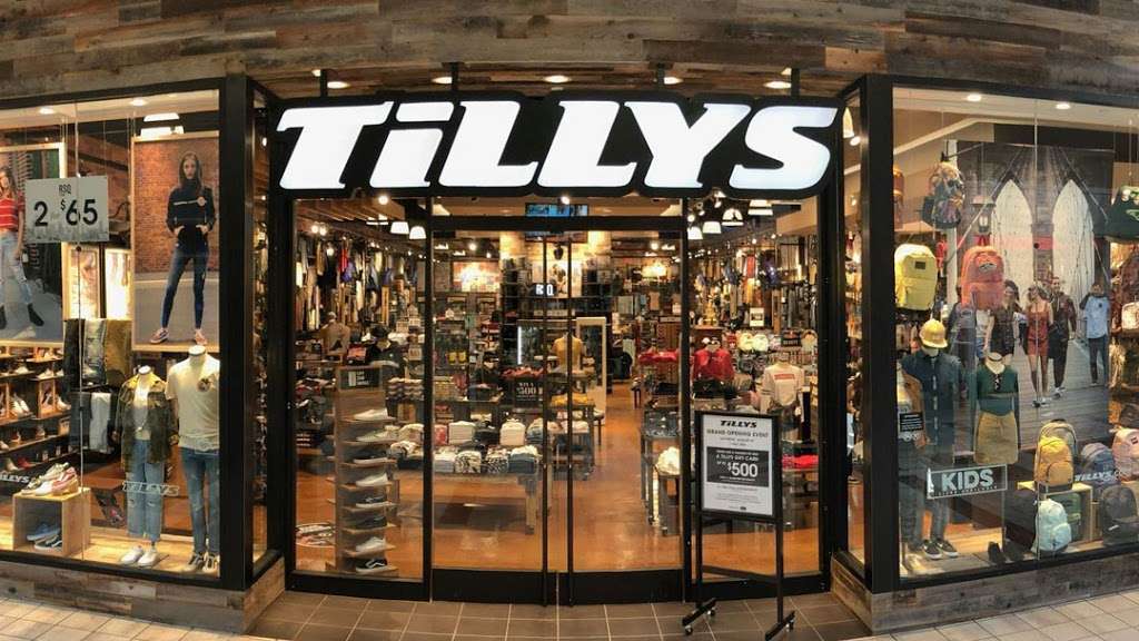 Tillys | 6800 N 95th Ave #990, Glendale, AZ 85305, USA | Phone: (623) 337-8321