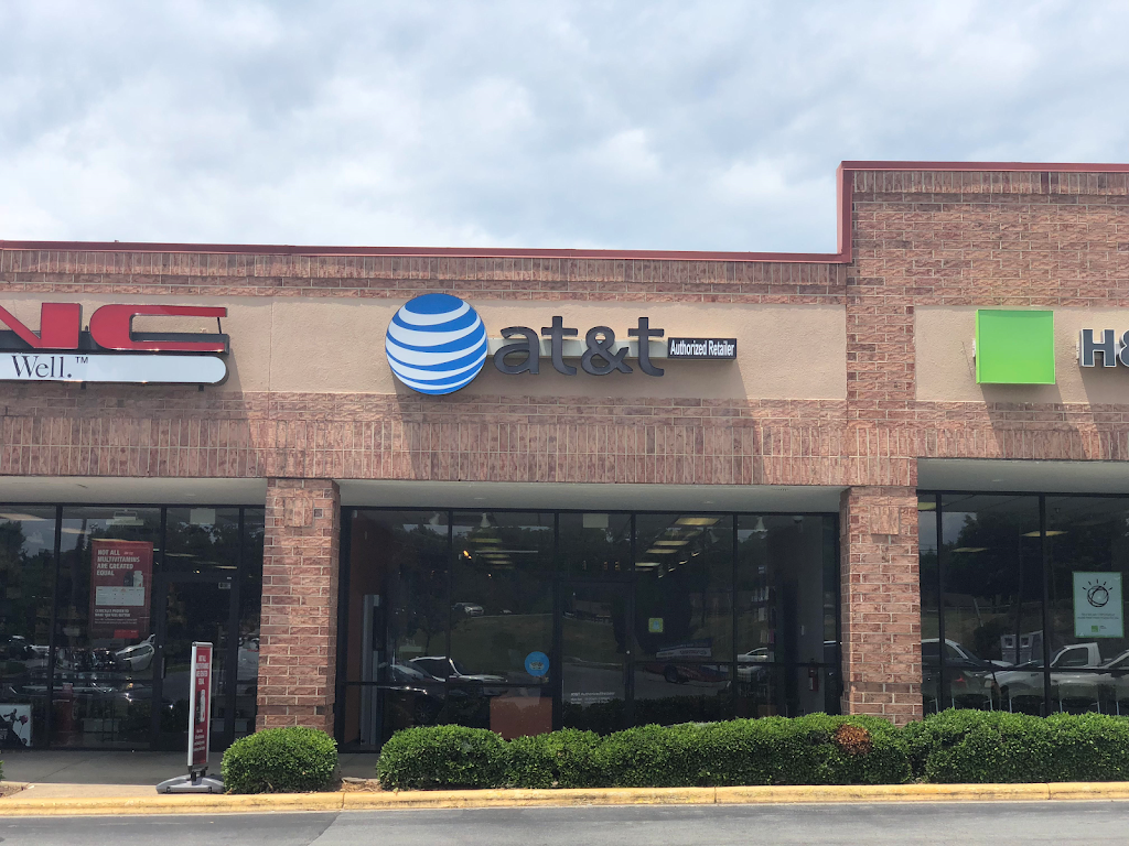AT&T Store | 433 N Generals Blvd Suite 100, Lincolnton, NC 28092, USA | Phone: (704) 736-4300