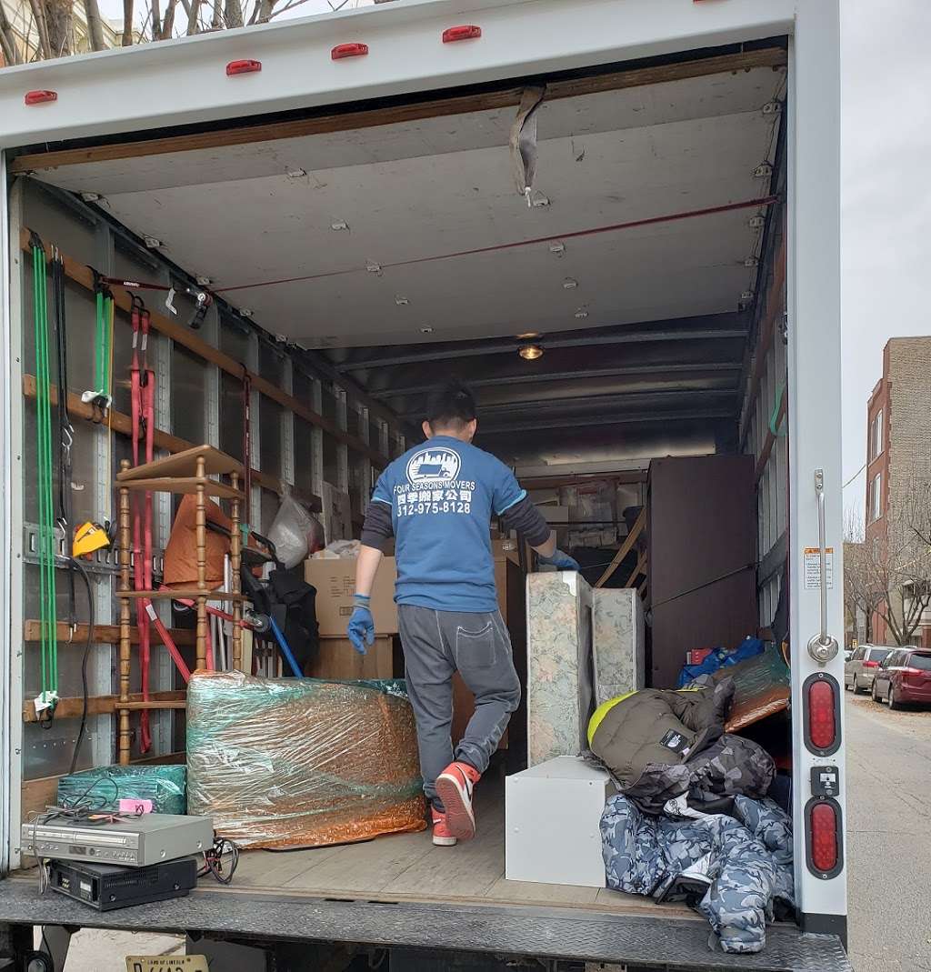 Four Seasons Movers | 345 W Swann St, Chicago, IL 60609, USA | Phone: (312) 975-8128