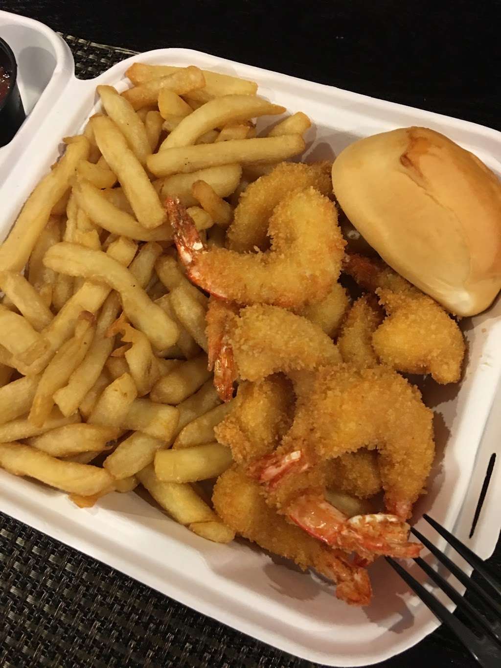 JC Crabhouse | 13432 New Hampshire Ave, Silver Spring, MD 20904 | Phone: (301) 879-3888