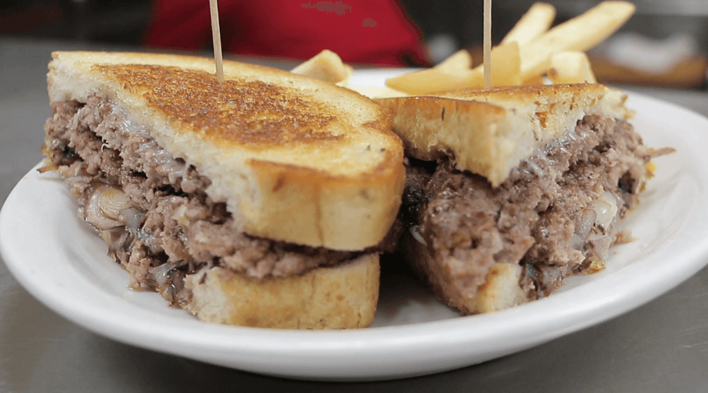 California Classic Cafe | 14196 Amargosa Rd a, Victorville, CA 92392, USA | Phone: (760) 241-3663