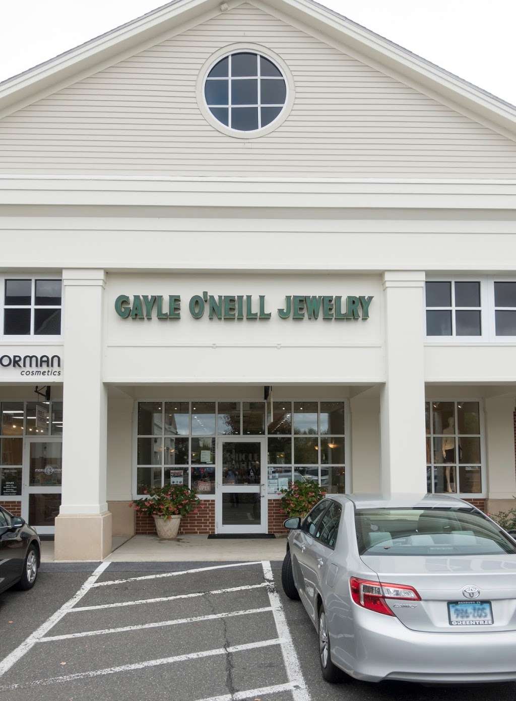 Gayle ONeill Fine Jewelry | 775 Main St S, Southbury, CT 06488, USA | Phone: (203) 264-0600