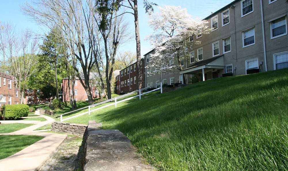 Melrose Station Apartments | 902 Valley Rd, Elkins Park, PA 19027, USA | Phone: (267) 536-5559