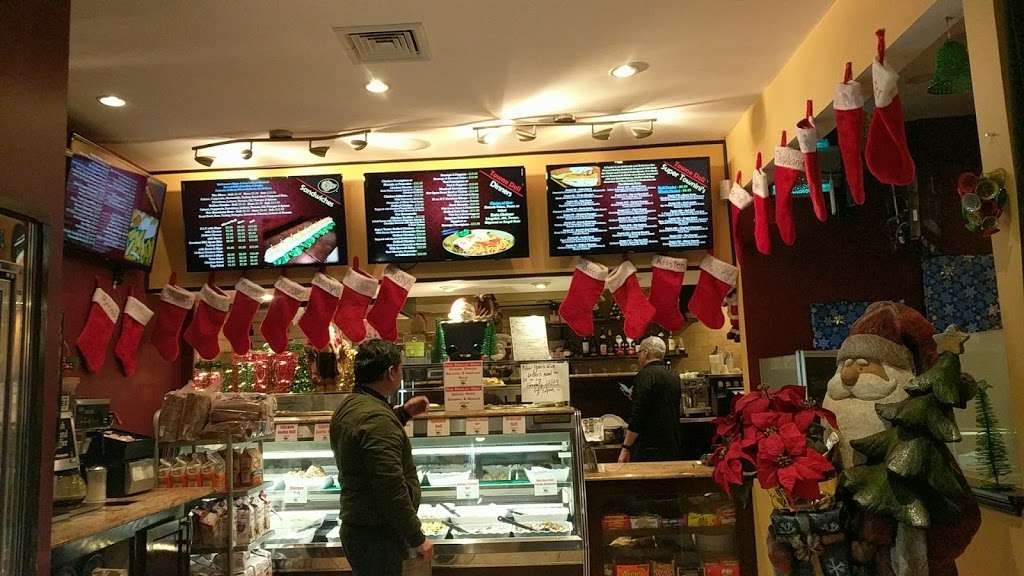 Towne Deli & Pizzeria | 1152, 5373 Arthur Kill Rd, Staten Island, NY 10307, USA | Phone: (718) 227-1985