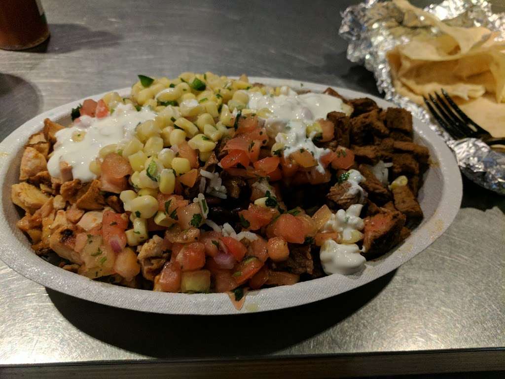 Chipotle Mexican Grill | 11134 Rancho Carmel Dr #104, San Diego, CA 92128, USA | Phone: (858) 524-5614