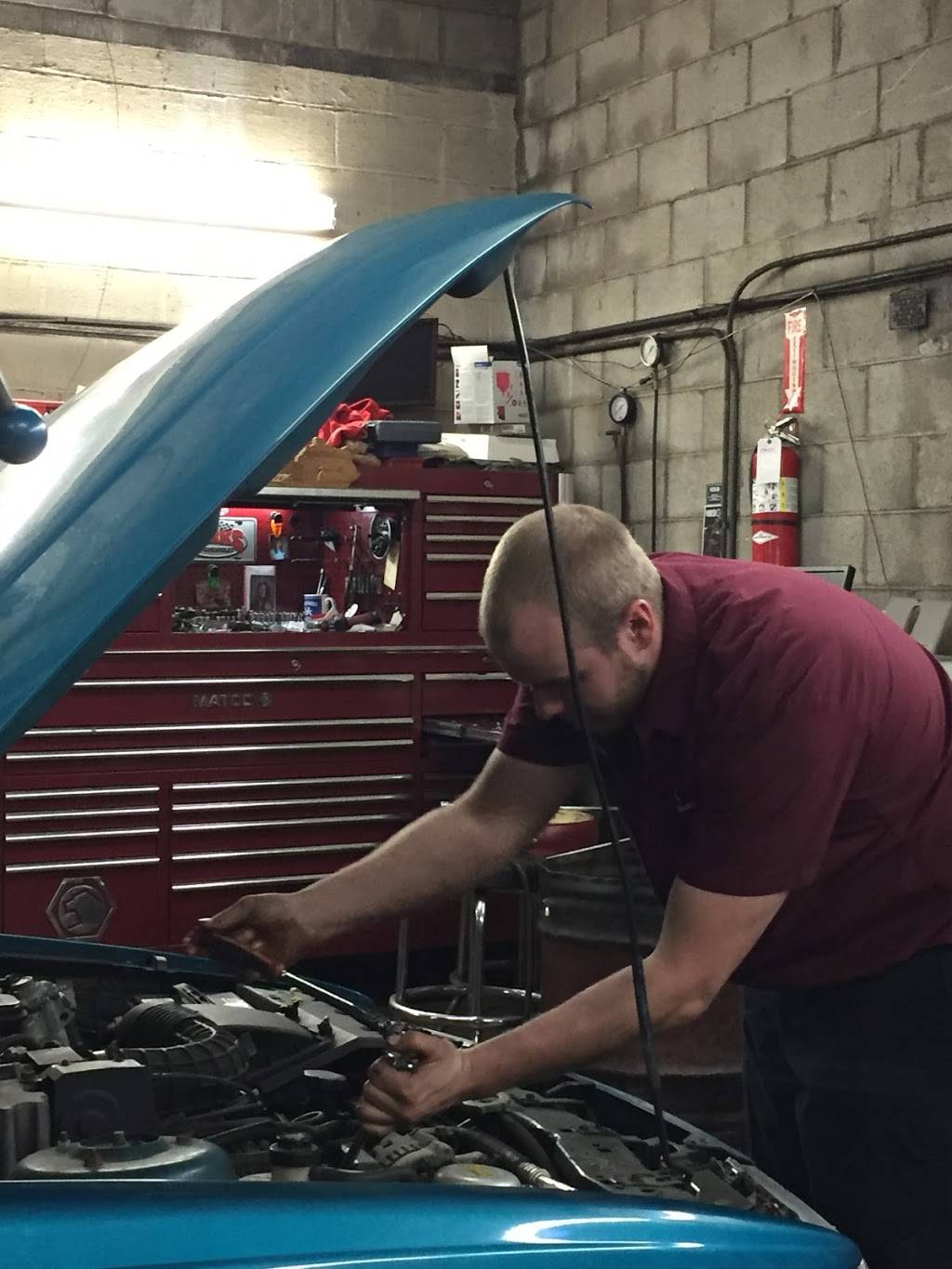 Mitchs Auto Repair | 1253 Industry Rd # 120, Lexington, KY 40505, USA | Phone: (859) 254-6398