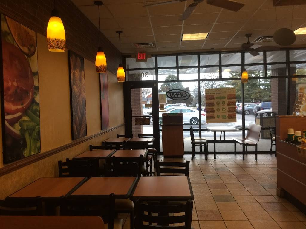 Subway | 3006 Bardstown Rd, Louisville, KY 40205, USA | Phone: (502) 690-2740