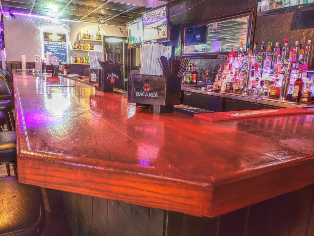 RUSTY GATORZ BAR&GRILL | 20329 US-27, Clermont, FL 34715 | Phone: (352) 223-9084