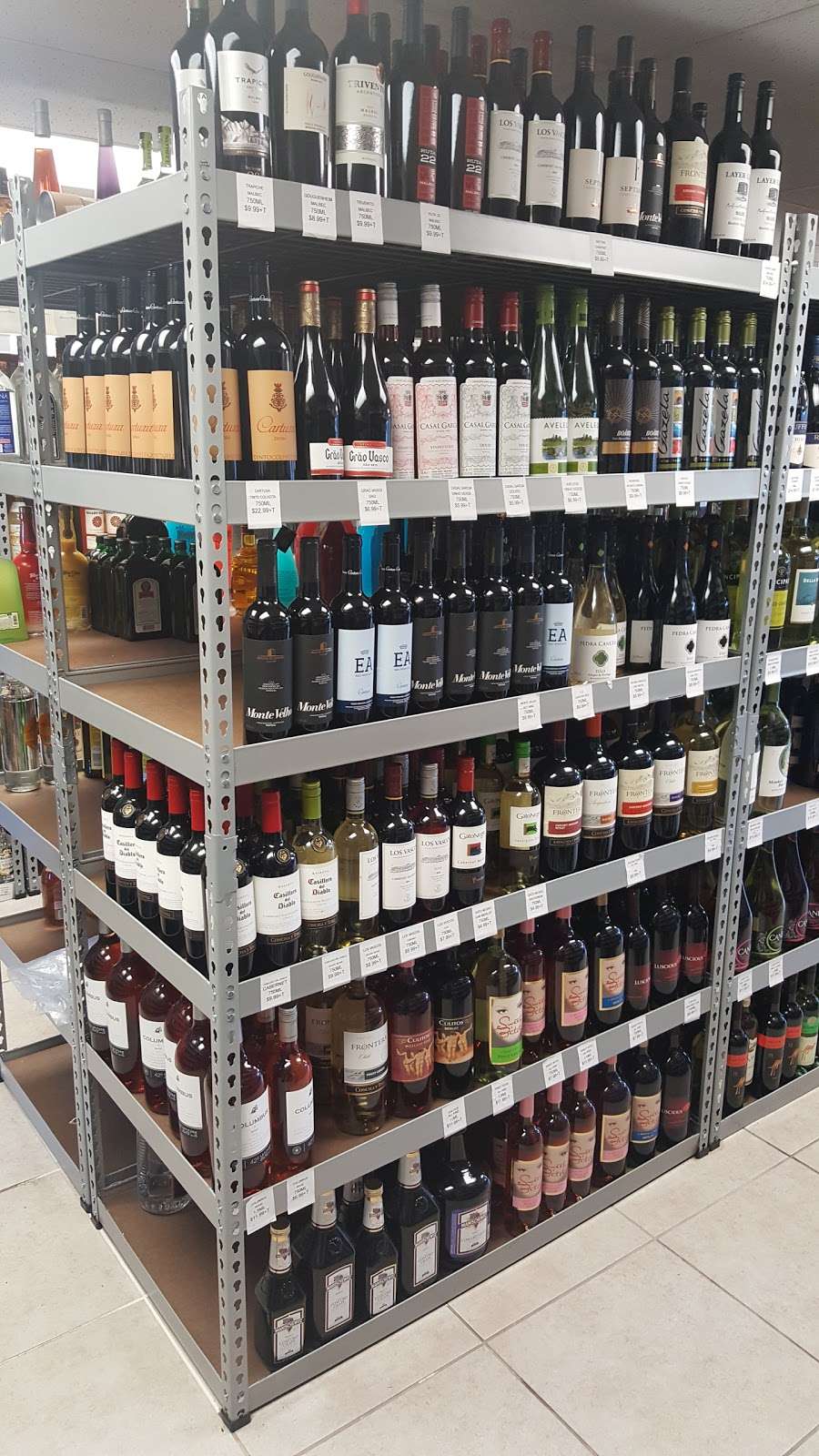 HILLTOP WINE AND LIQUOR | 3 Clapboard Ridge Rd, Danbury, CT 06811 | Phone: (203) 628-7816