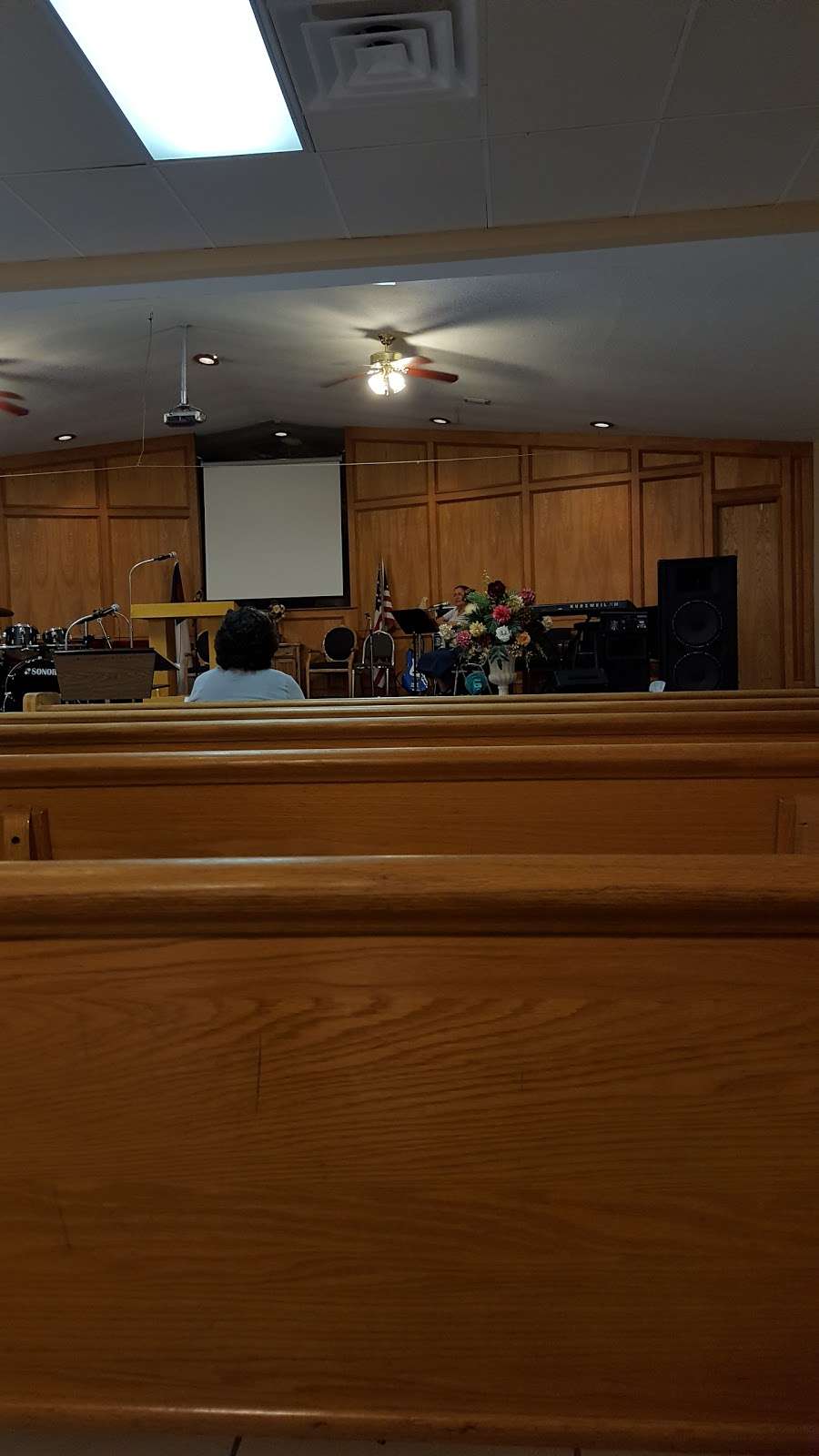 El Shaddai Katy - Assembly of God Church | 5610 Lilac St, Katy, TX 77493, USA | Phone: (281) 391-8339