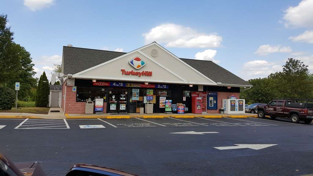 Turkey Hill Minit Market | 3051 E High St, Pottstown, PA 19464 | Phone: (610) 327-1711