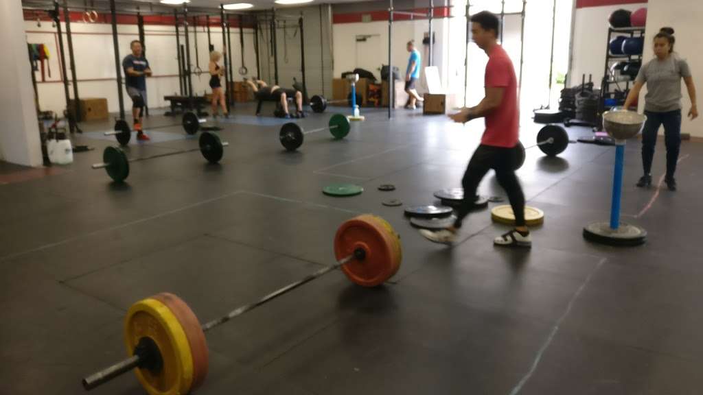 CrossFit Sun | 12245 World Trade Dr, San Diego, CA 92128, USA | Phone: (858) 215-1093