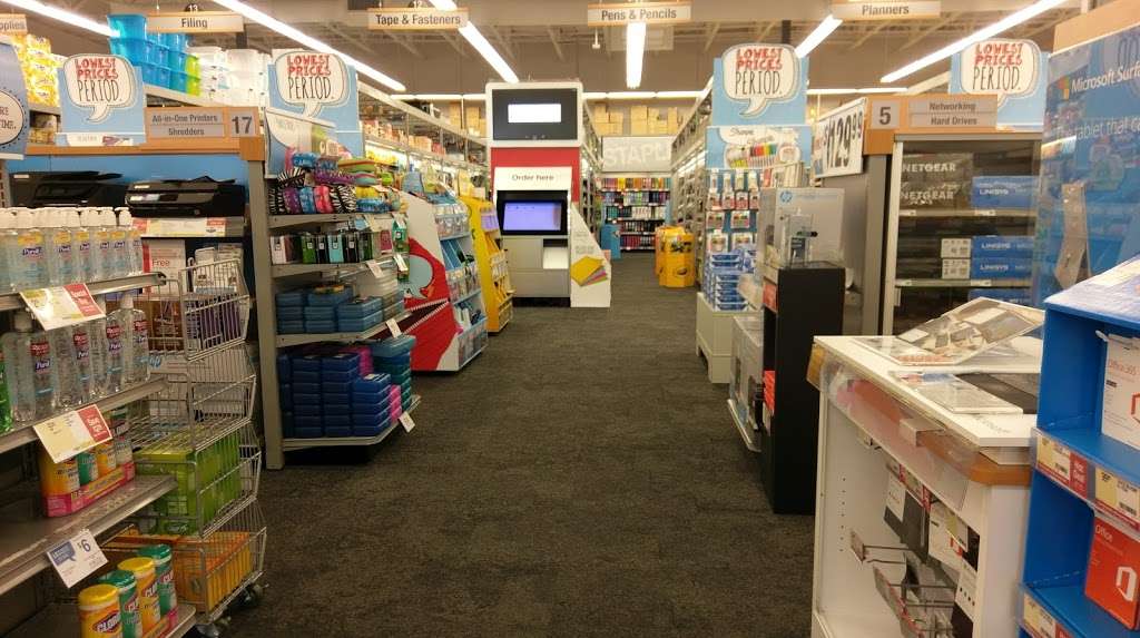 Staples | 1200 Fitzgerald Dr, Pinole, CA 94564, USA | Phone: (510) 262-9114