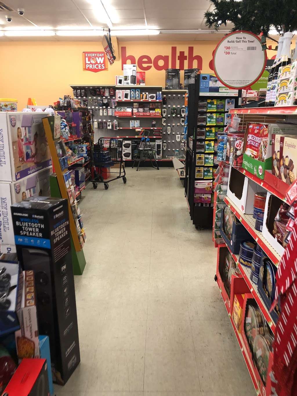 Family Dollar | 501 W Main St, Plymouth, PA 18651, USA | Phone: (570) 779-2372