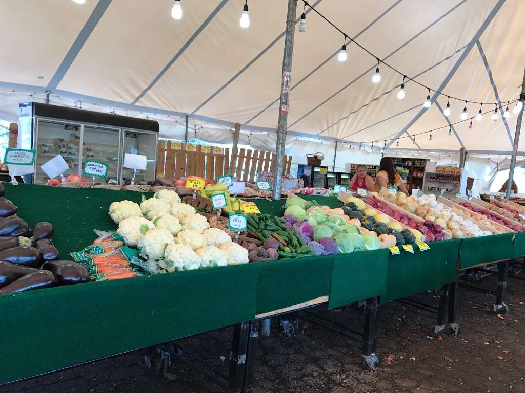 Toms Farm Stand Bartlett | 105 E Lake St, Bartlett, IL 60103