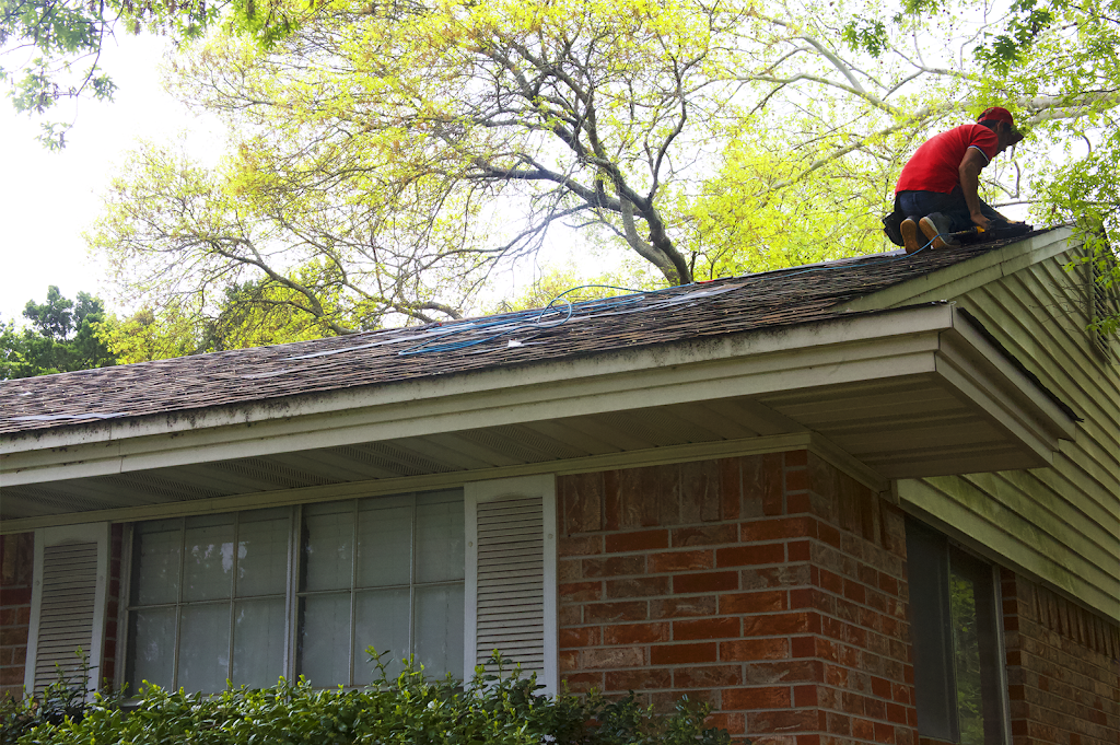 Vested Roofing Services | 6912 Sweet Sue Ln, Dallas, TX 75241, USA | Phone: (214) 334-2954