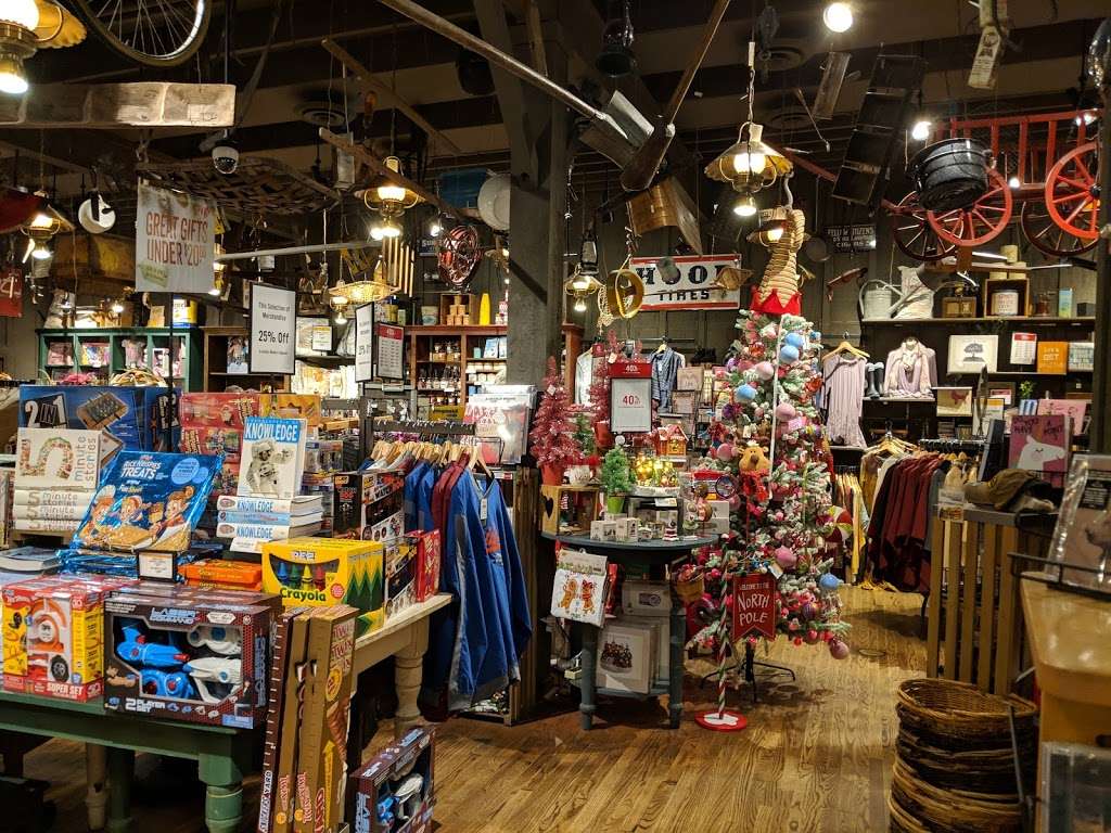 Cracker Barrel Old Country Store | 9450 US-441, Leesburg, FL 34788, USA | Phone: (352) 315-8447