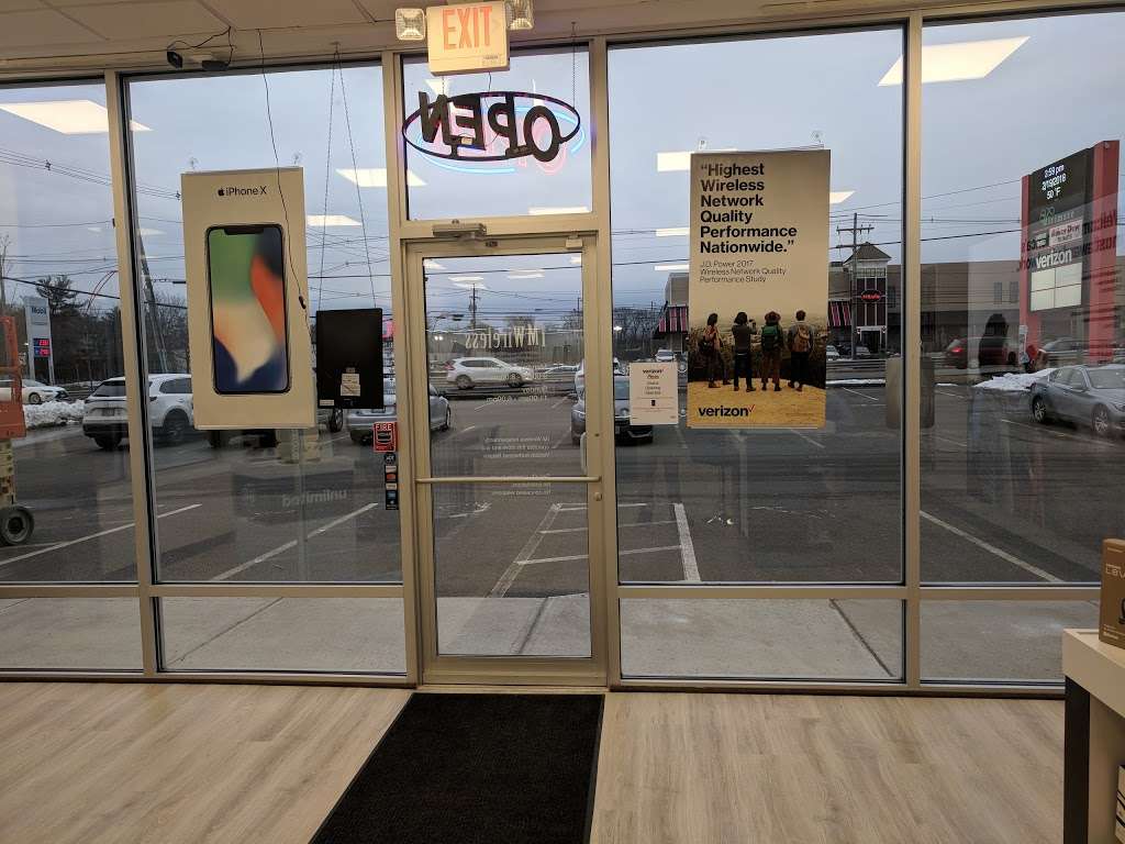 Verizon Authorized Retailer - IM Wireless | 130 Newbury St, Peabody, MA 01960, USA | Phone: (978) 871-2168