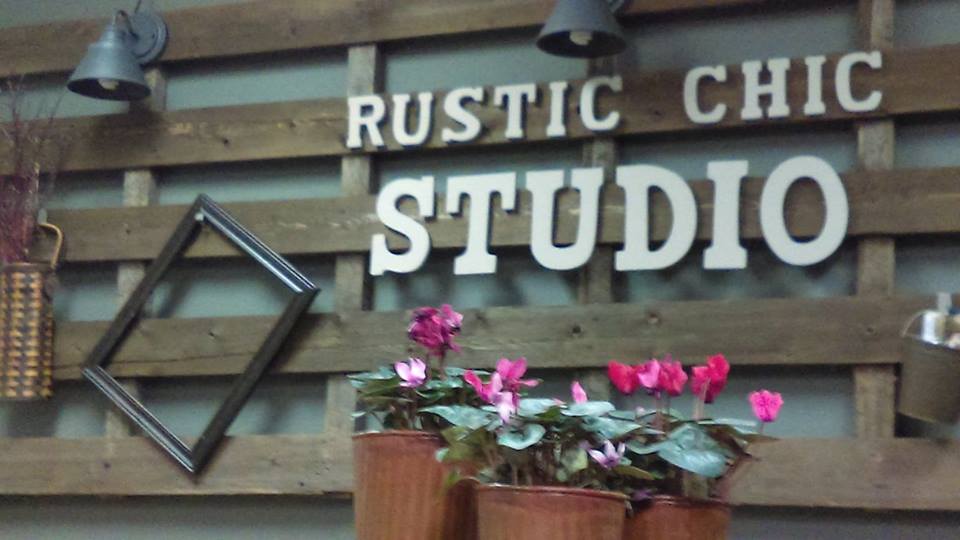 Rustic Chic Studio | 2000 Old County Rd 34 Pl #102b, Burnsville, MN 55337, USA | Phone: (651) 336-3691