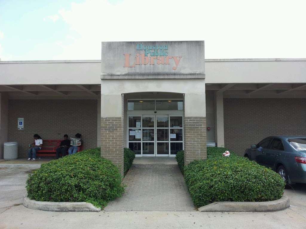 Walter Neighborhood Library | 7660 Clarewood Dr, Houston, TX 77036, USA | Phone: (832) 393-2500