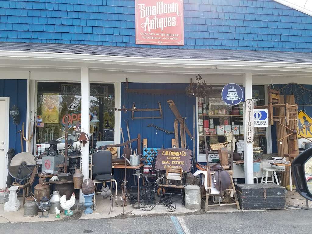 Smalltown Antiques | 19 Park Pl, Flanders, NJ 07836, USA | Phone: (908) 872-9195