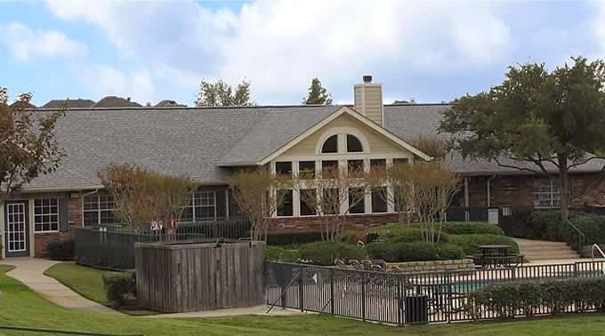 Hebron Trails Apartments | 1109 E Hebron Pkwy, Carrollton, TX 75010, USA | Phone: (972) 521-3939