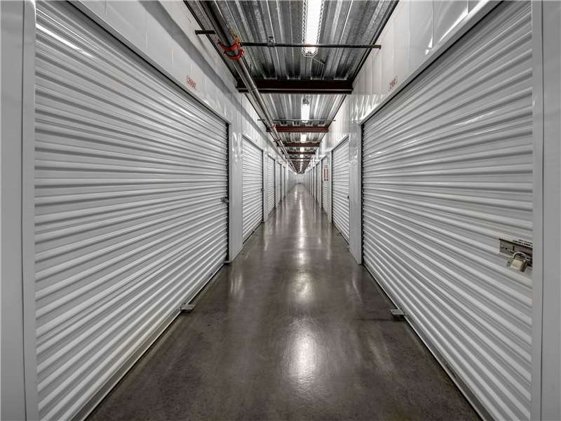 Extra Space Storage | 12714 S La Cienega Blvd, Hawthorne, CA 90250, USA | Phone: (310) 725-0088