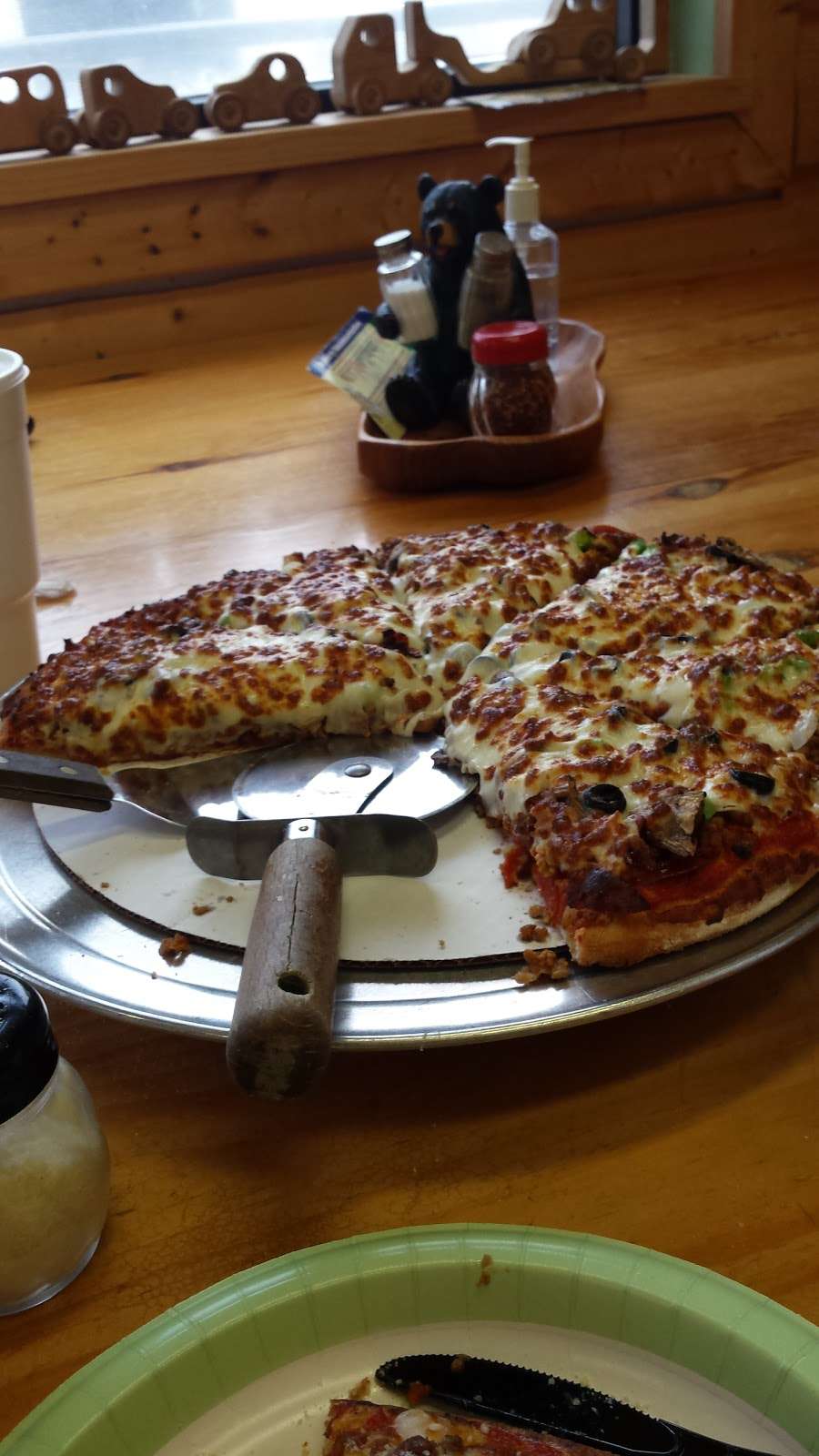 Buck Creek Pizza - Dayton Station | 718 Walnut St # B, Dayton, IN 47941, USA | Phone: (765) 296-7950