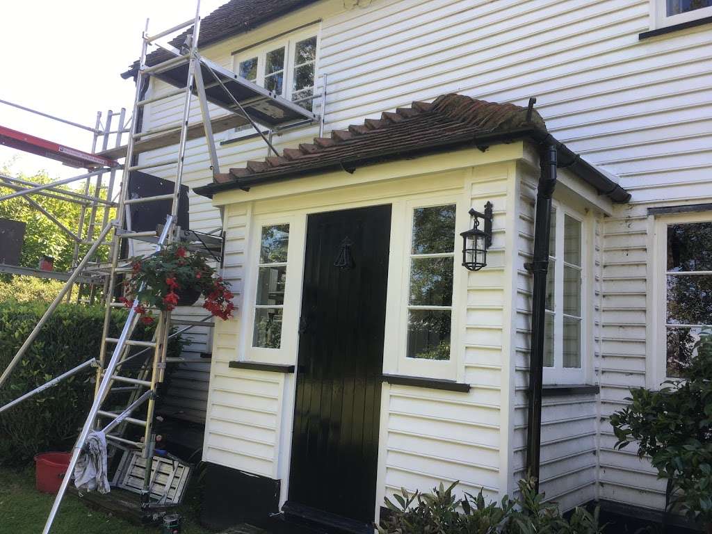 Kevin Abraham Painting & Decorating | 27 Lapis Cl, Gravesend DA12 4UE, UK | Phone: 07931 334457