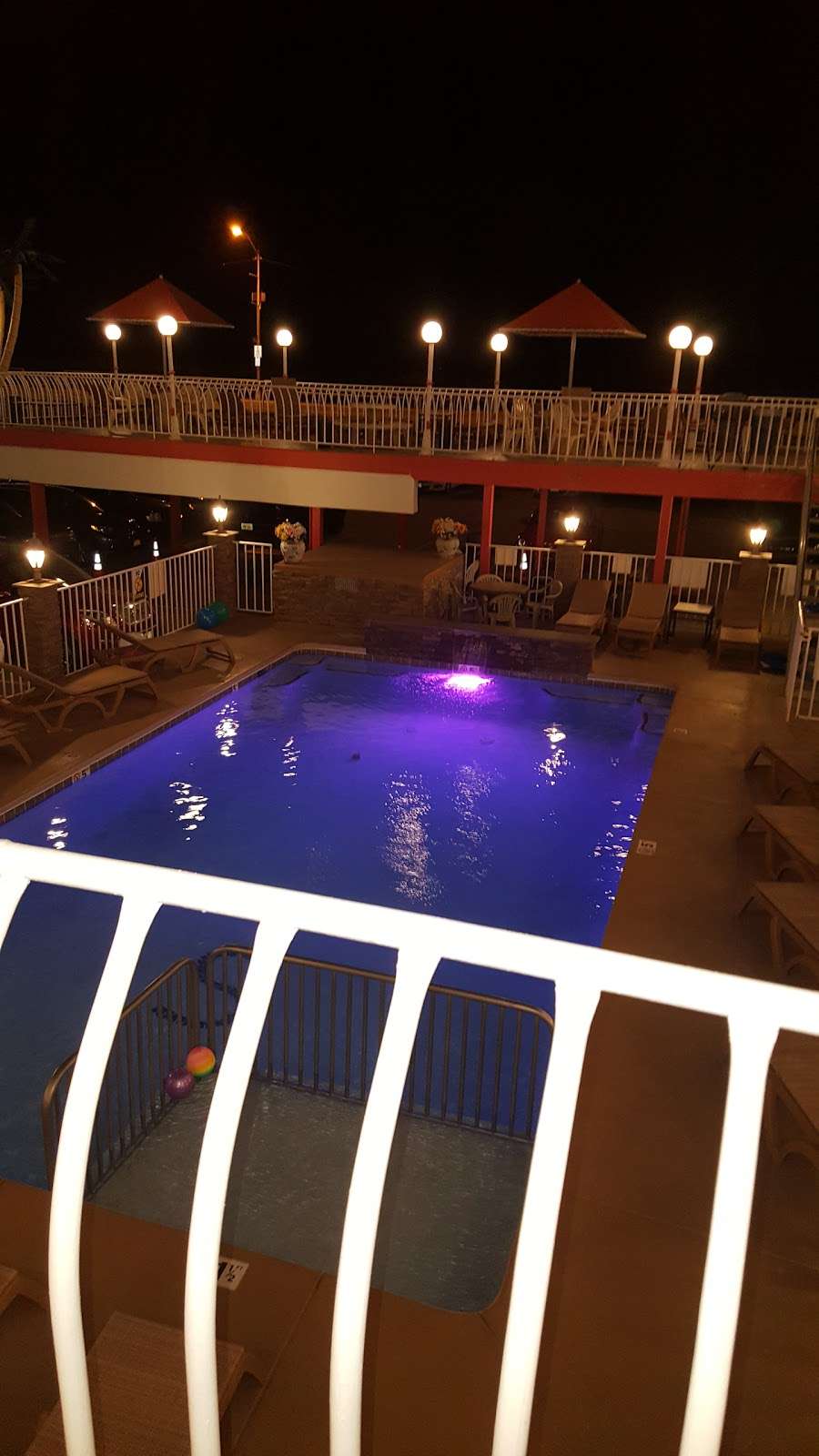 The Sahara Motel | 510 E 18th Ave, North Wildwood, NJ 08260, USA | Phone: (609) 522-2400