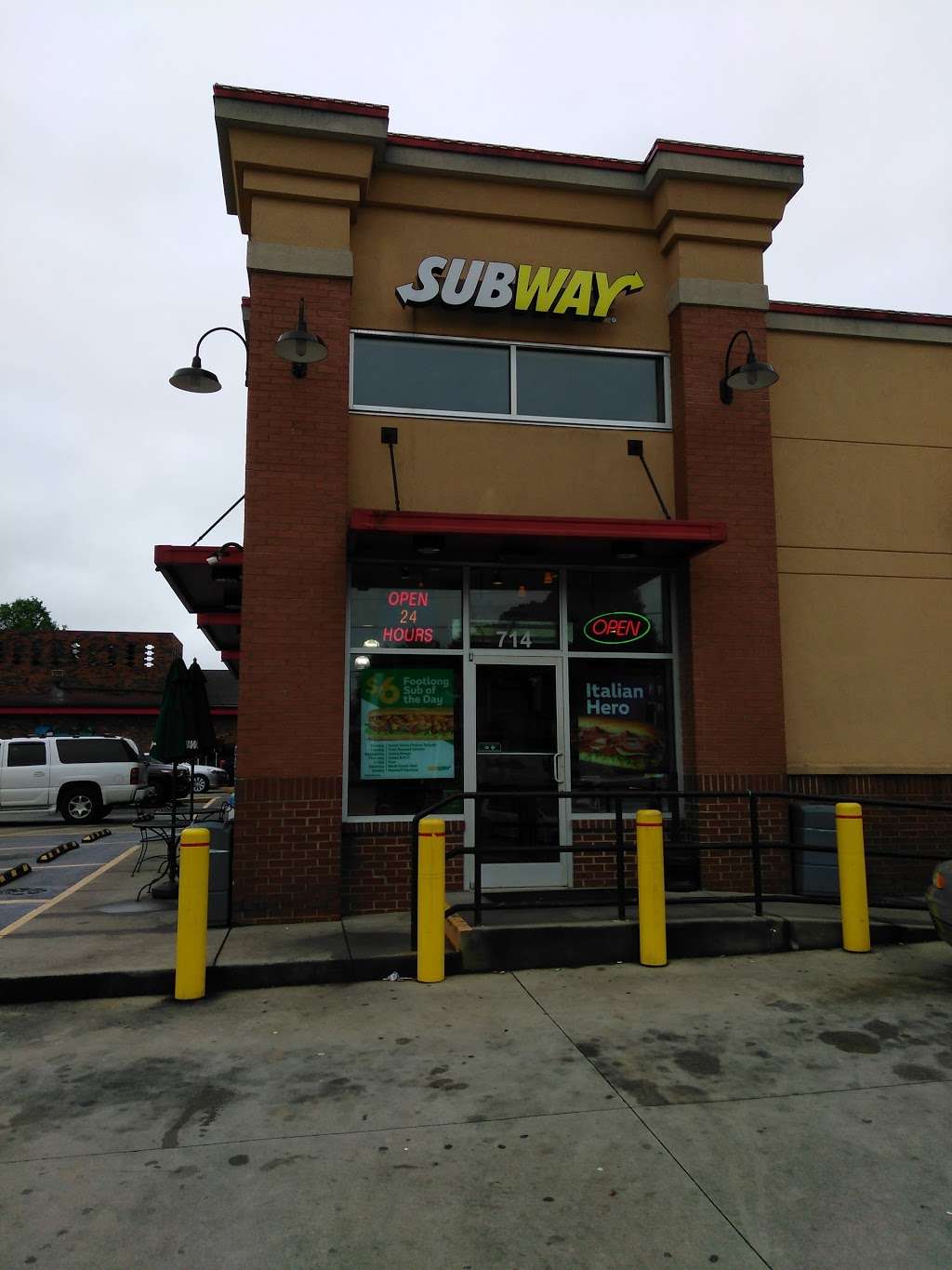 Subway Restaurants | 720 McAdenville Rd, Lowell, NC 28098, USA | Phone: (704) 879-4670