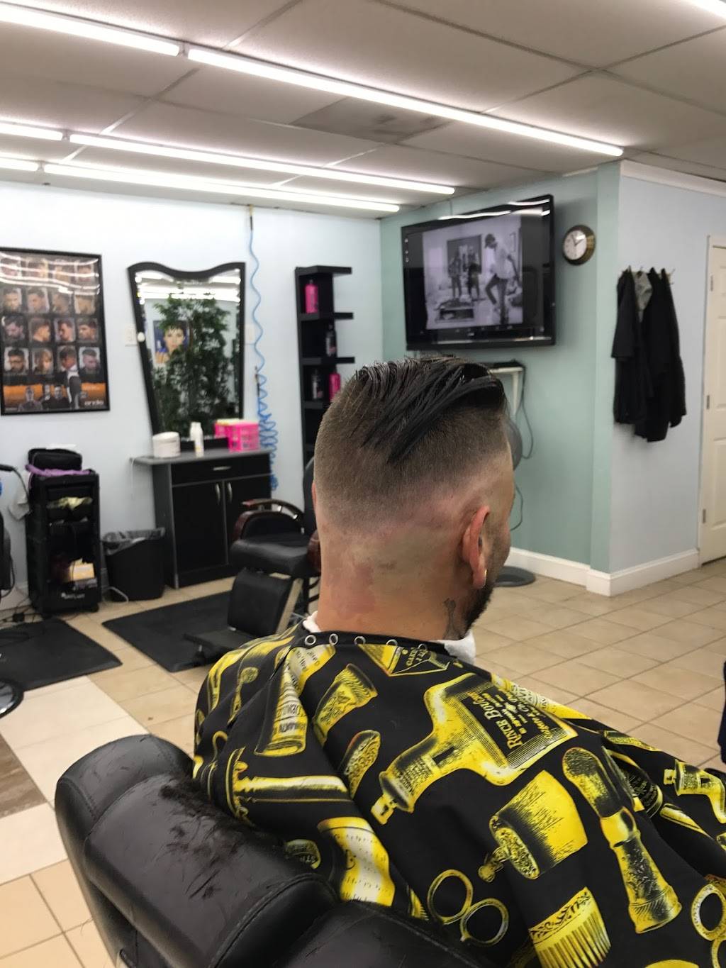 Kavana Barbería | 5802 N Armenia Ave, Tampa, FL 33603, USA | Phone: (813) 252-3722