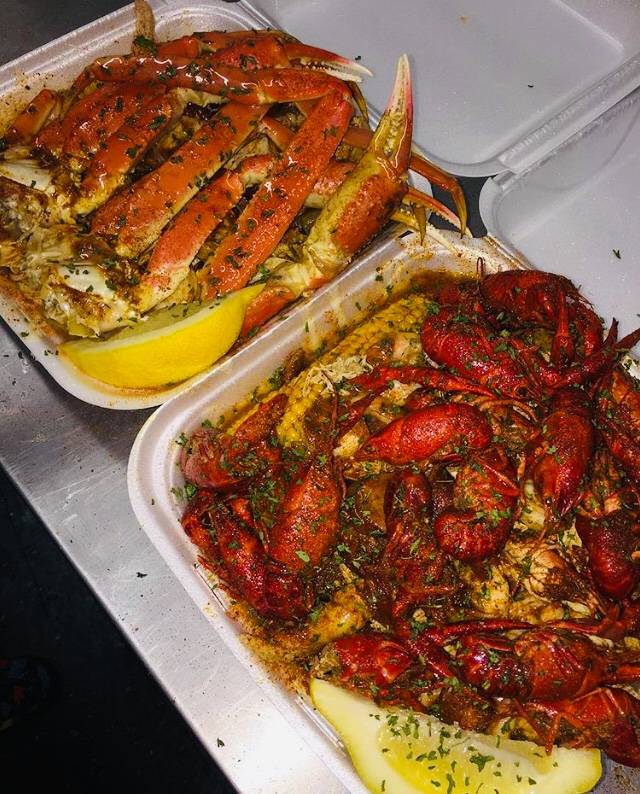 DOUBLE M MARKETS SEAFOOD SHACK | 5745 Prospect Ave, Kansas City, MO 64130, USA | Phone: (816) 469-7078