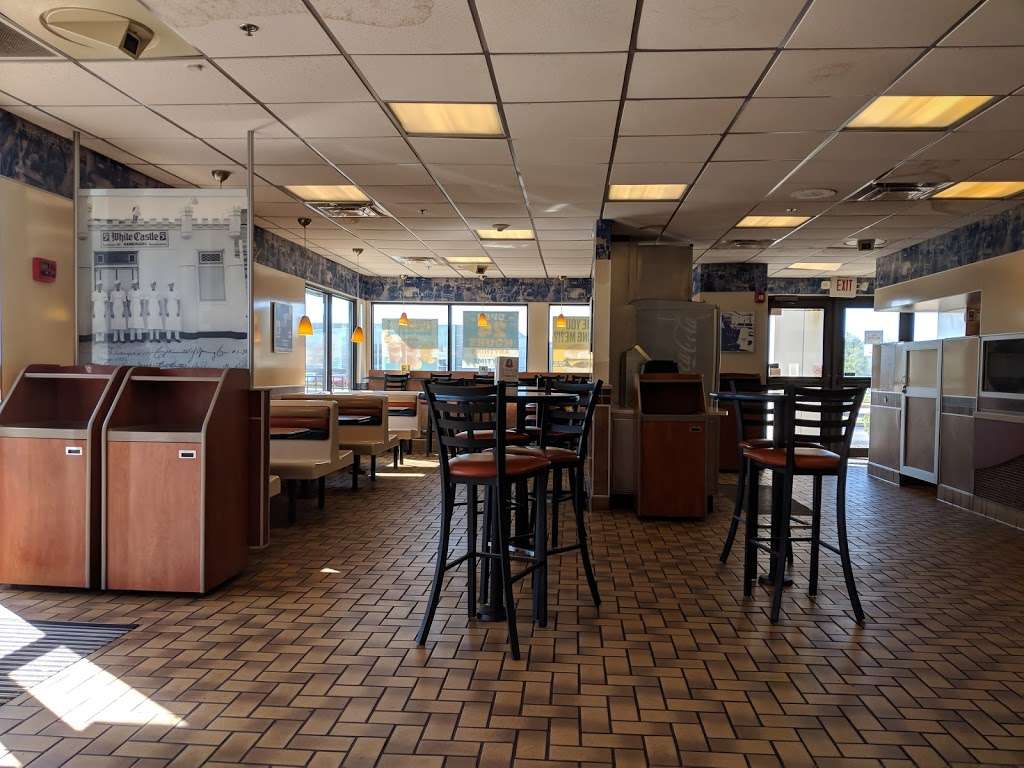 White Castle | 1100 W Golf Rd, Hoffman Estates, IL 60169, USA | Phone: (847) 882-3891