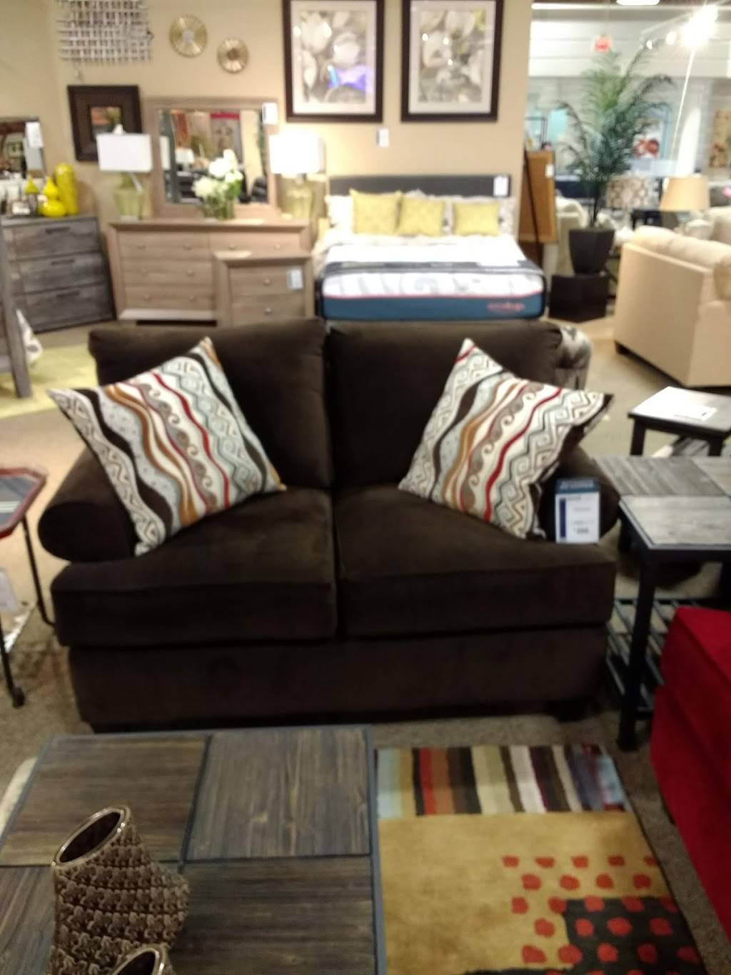 Grand Furniture | 1591 Crossways Blvd, Chesapeake, VA 23320, USA | Phone: (757) 457-0006