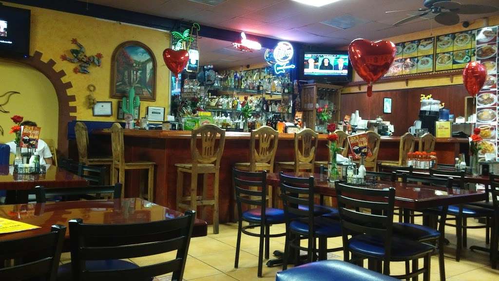 El Paso Taco Restaurant | 108 N Military Trl, West Palm Beach, FL 33415 | Phone: (561) 686-4668