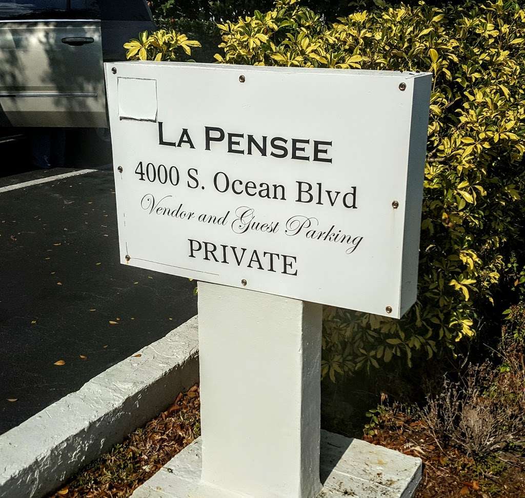 La Pensee Guest Parking | 4001 S Ocean Blvd, South Palm Beach, FL 33480, USA