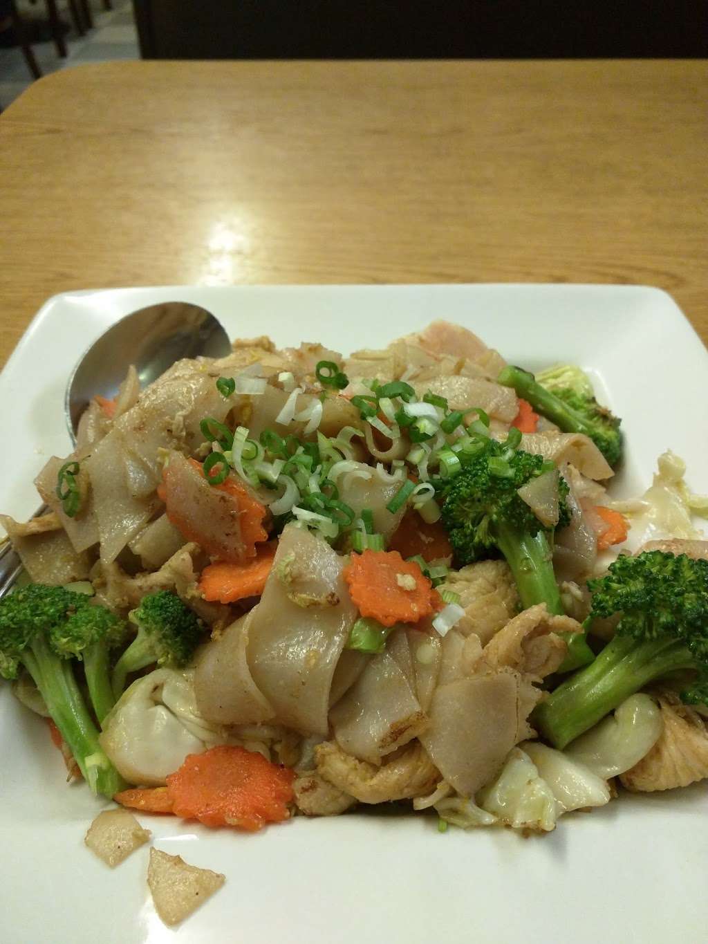 Thai Sky Restaurant | 2415 Pacific Ave, Long Beach, CA 90806, USA | Phone: (562) 426-4192