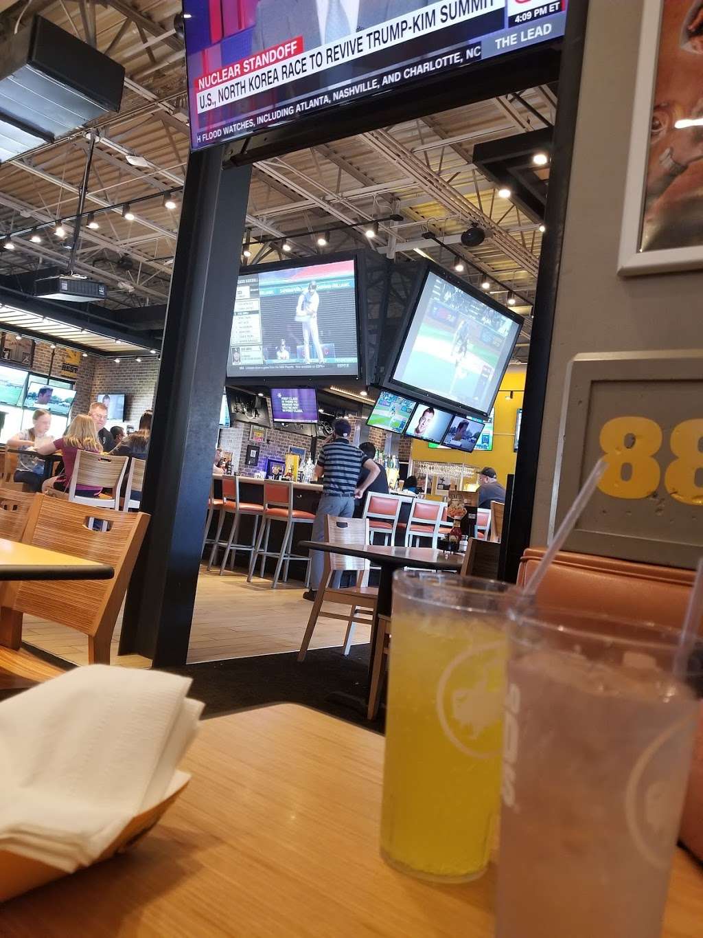 Buffalo Wild Wings | 24542 Hesperian Blvd, Hayward, CA 94545 | Phone: (510) 782-6733