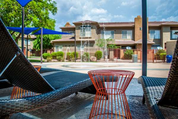 Verano Townhomes | 13820 S 44th St, Phoenix, AZ 85044 | Phone: (480) 759-0111