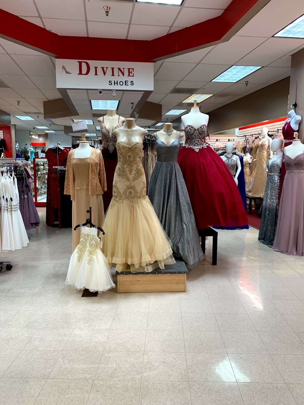 DIVINE SHOES LLC & Gown Dresses | 7611 W Thomas Rd #F008, Phoenix, AZ 85033, USA | Phone: (623) 846-3808