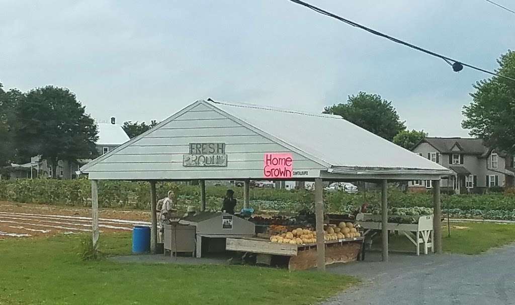 Fresh Produce | 2859-2921 Division Hwy, New Holland, PA 17557, USA