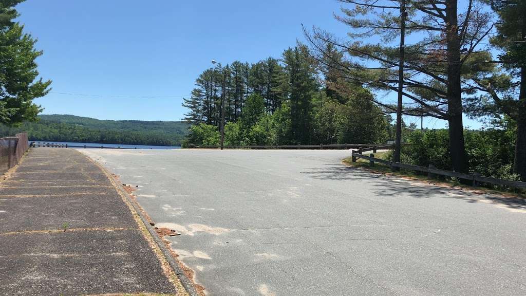 Hessian Lake Parking | 10911, 55 Hessian Dr, Tomkins Cove, NY 10986, USA