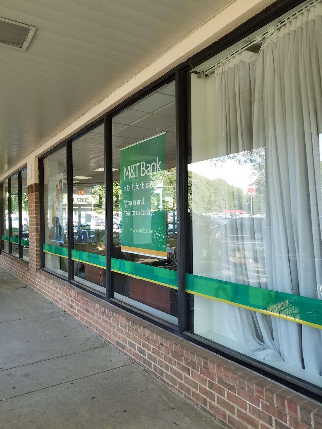 M&T Bank | 7857 Heritage Dr, Annandale, VA 22003 | Phone: (703) 941-5900