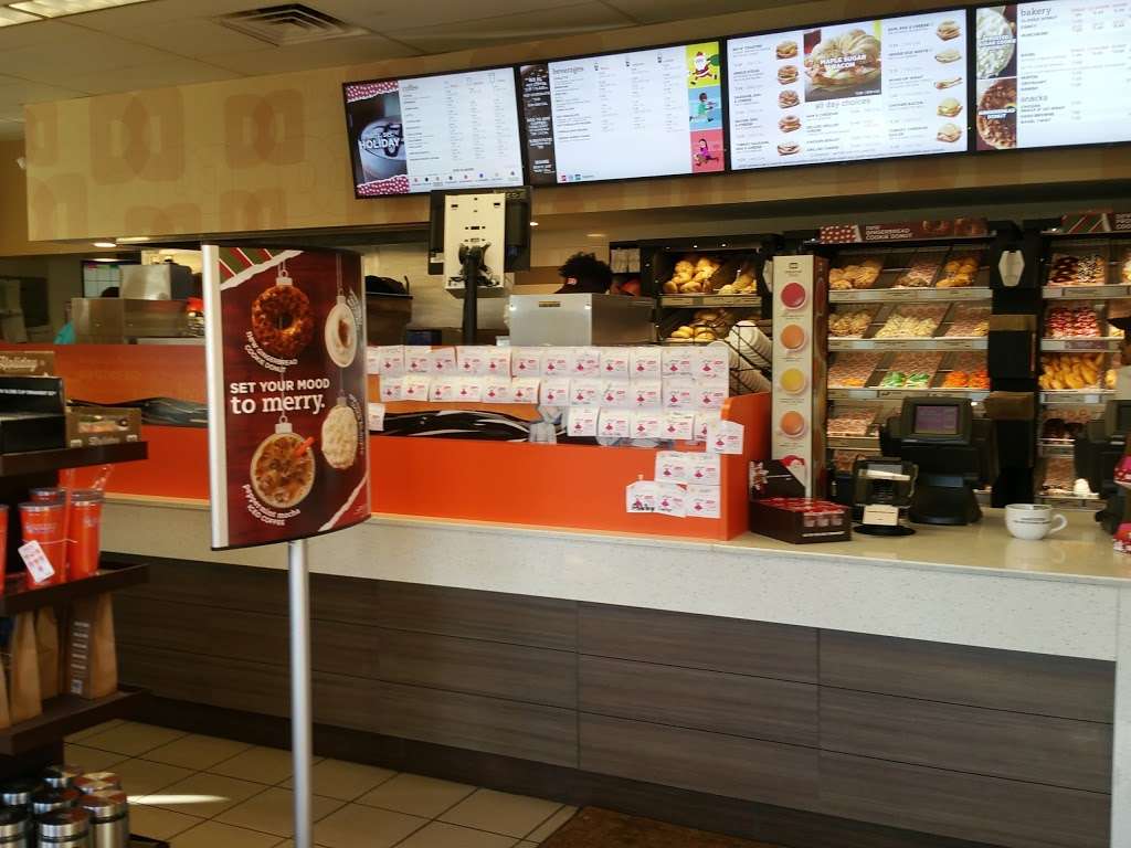 Dunkin Donuts | 4460 Easton Ave, Bethlehem, PA 18020 | Phone: (610) 868-5810