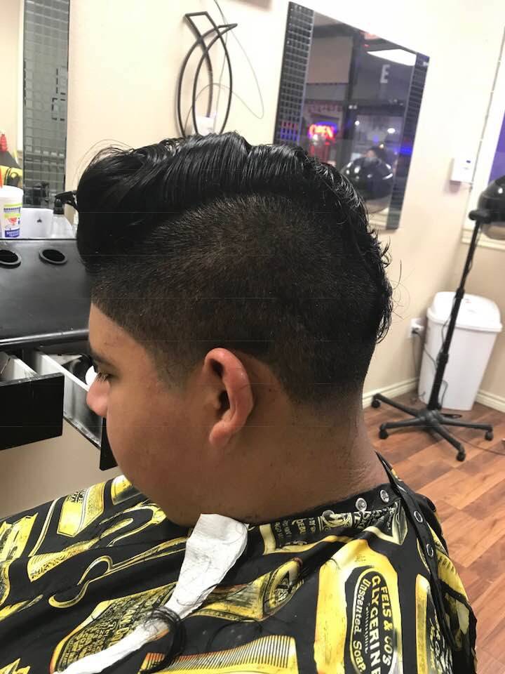 Queens and Kings Hair Salon | 729 E Slaughter Ln E, Austin, TX 78744, USA | Phone: (512) 760-1905