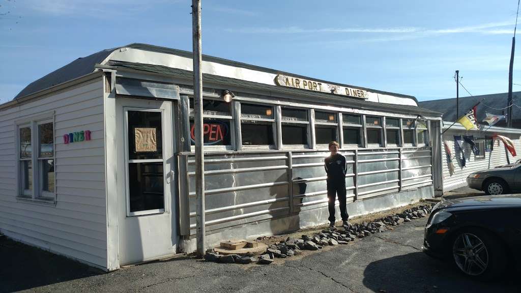 Shirley Airport Diner | 126 Lancaster Rd, Shirley, MA 01464 | Phone: (978) 425-0708