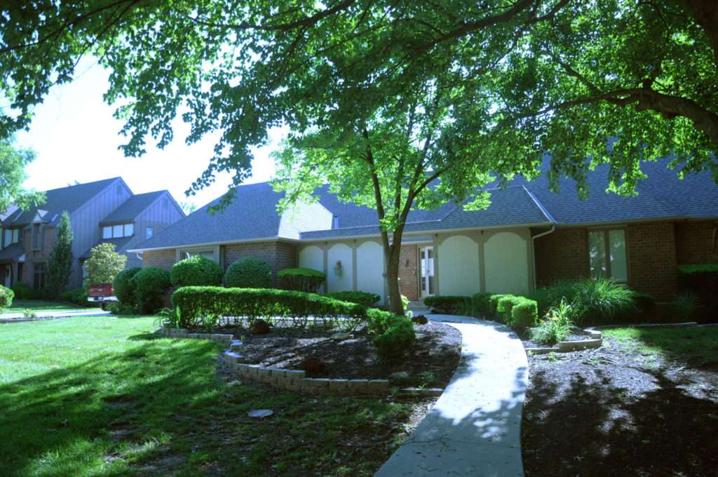 ComfortCare Homes of Kansas City | 10205 Howe Dr, Leawood, KS 66206, USA | Phone: (913) 735-4680