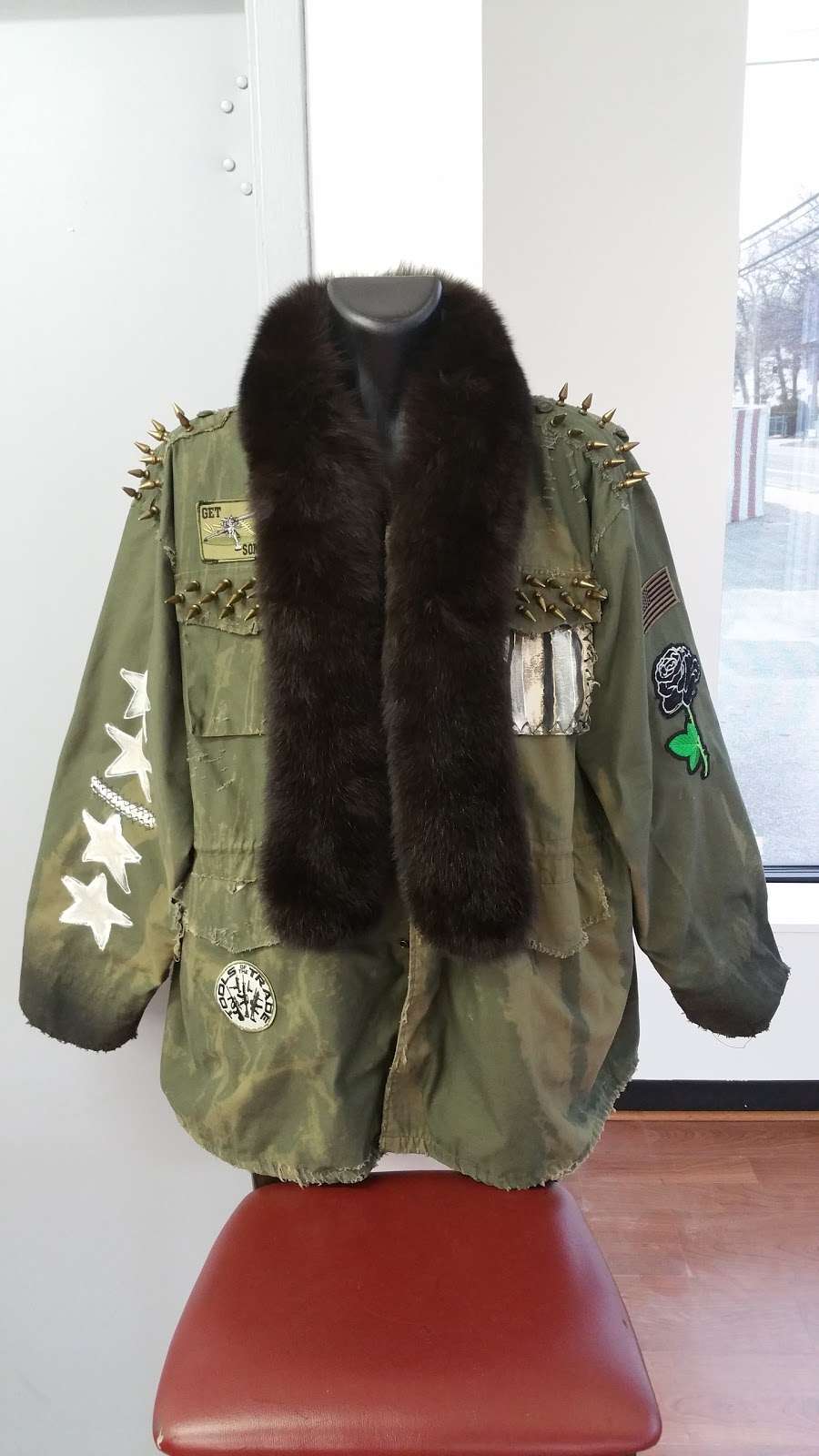 On Da Loose Designs | 231 Broadway, Huntington, NY 11743, USA | Phone: (631) 261-6100